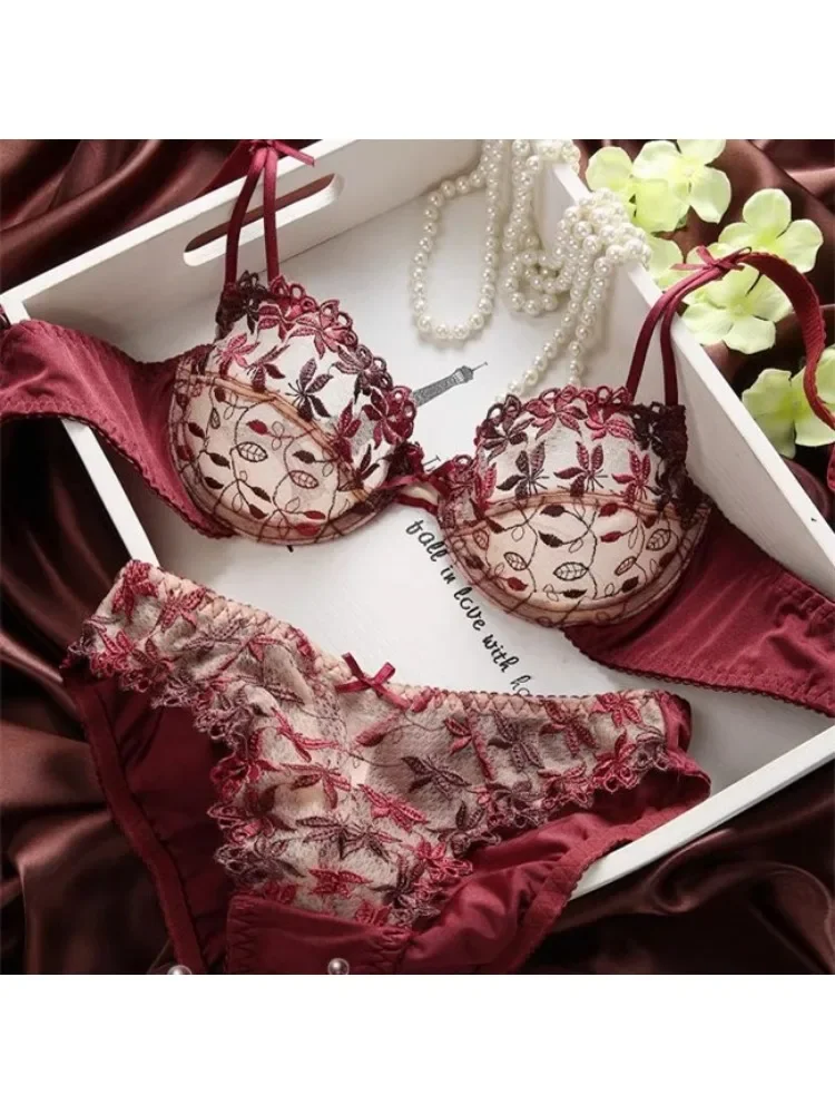kf-Se5da8c59ad1c4f27b403f5658c5d2814v MOYISU Europe and The United States Sexy Underwire Underwear Plus Size Bra Set Big Breasts Red Women Underwear Bra Lace Bow